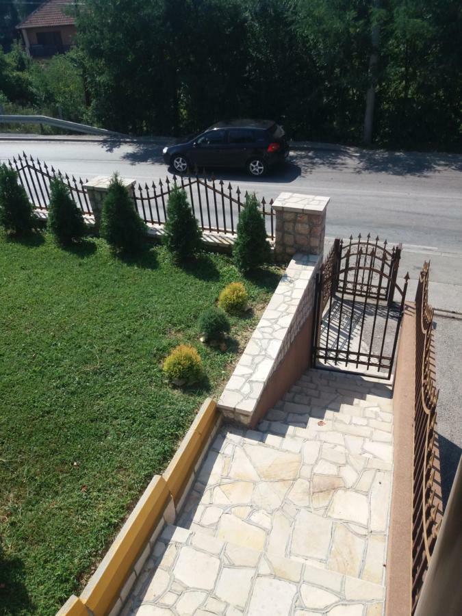 Apartmani Nedim Dubrave Gornje Exterior foto